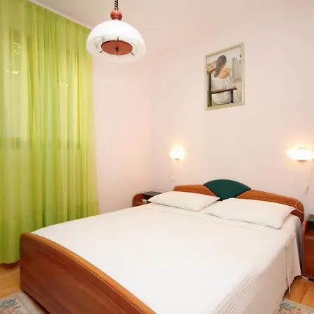 아파트 By The Sea Karbuni, Korcula - 9308 프리즈바