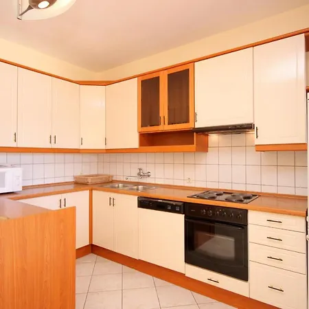 Apartment By The Sea Karbuni, Korcula - 9308 Prizba